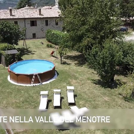 Casa Ridente Nella Valle Del Menotre Con Giardino Pale Zewnętrze zdjęcie