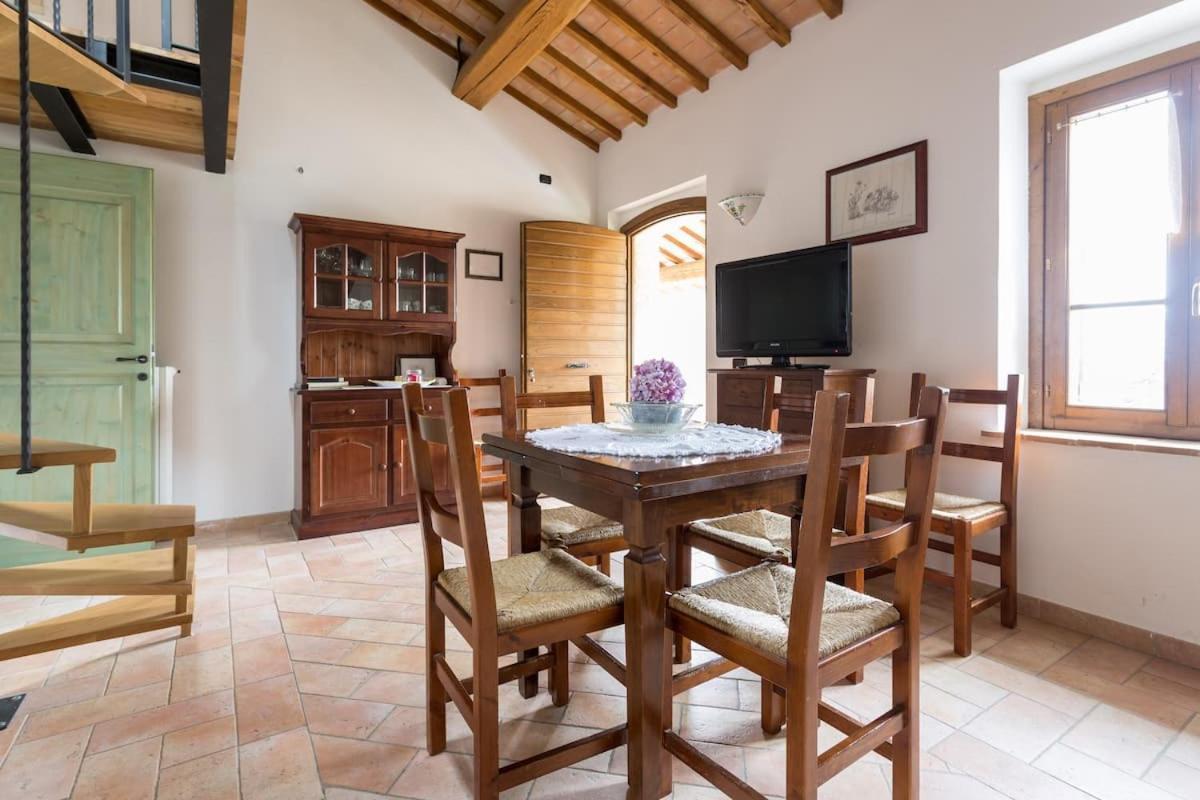 Casa Ridente Nella Valle Del Menotre Con Giardino Pale Zewnętrze zdjęcie