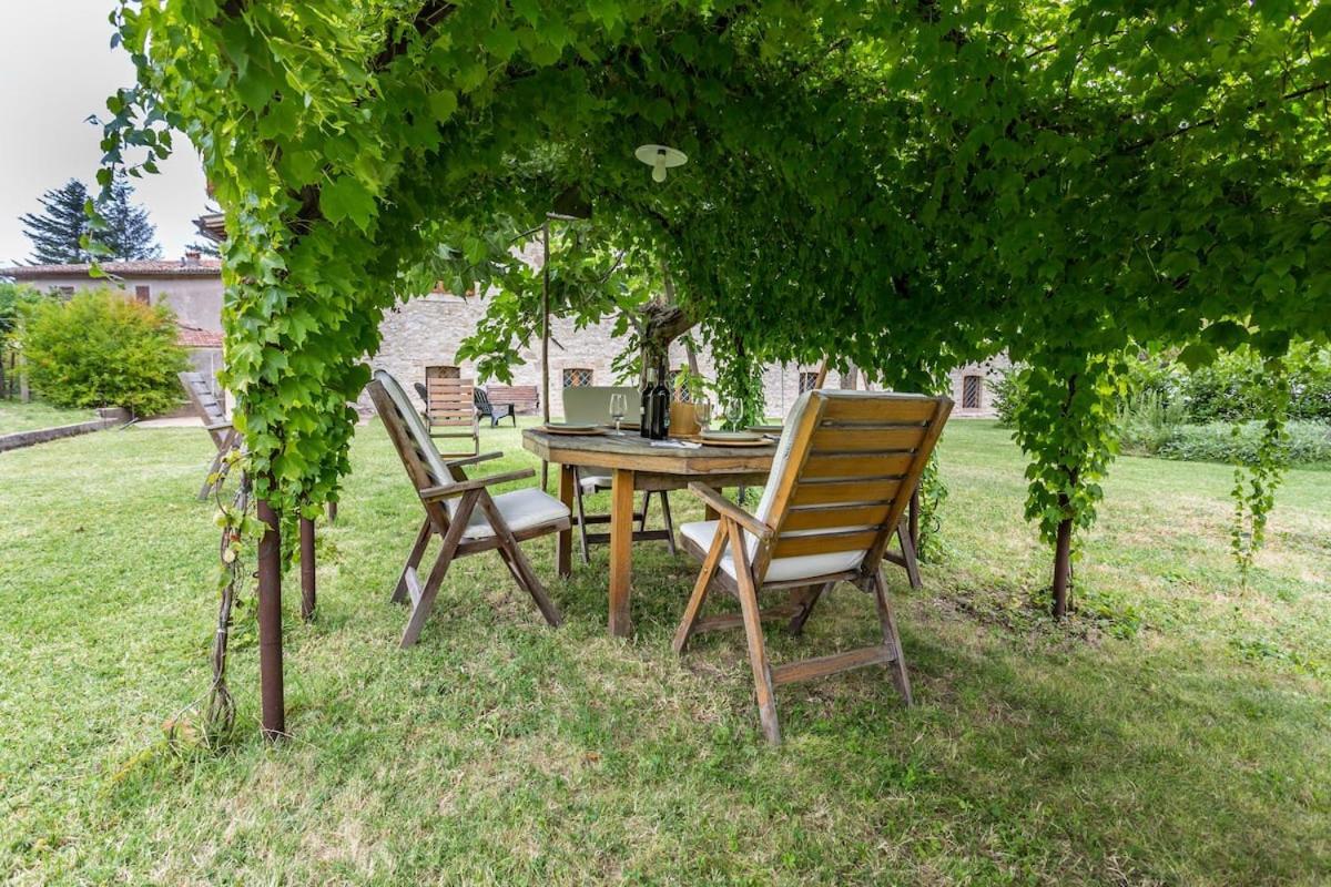 Casa Ridente Nella Valle Del Menotre Con Giardino Pale Zewnętrze zdjęcie